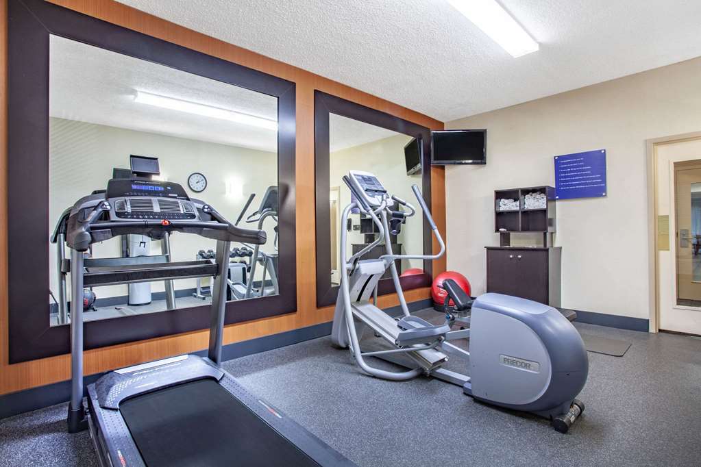 Baymont by Wyndham Saraland - photo 10