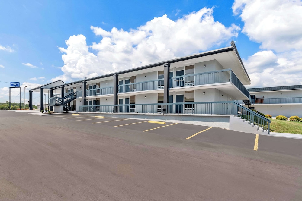 Americas Best Value Inn And Suites Dalton - photo 30