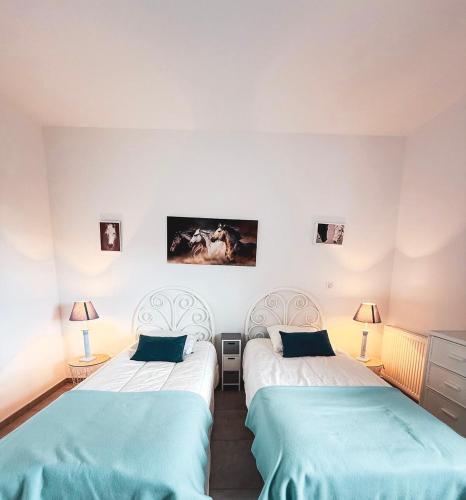 Charmant studio dans une ecurie en Touraine - last minute hotel in Unknown City