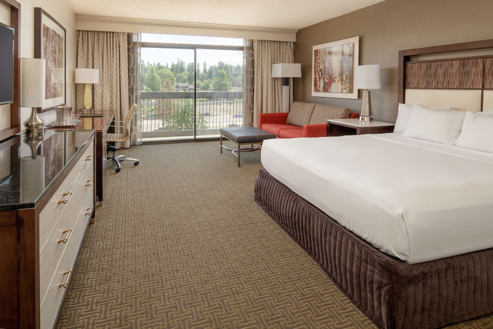 Hilton Bellevue - photo 20