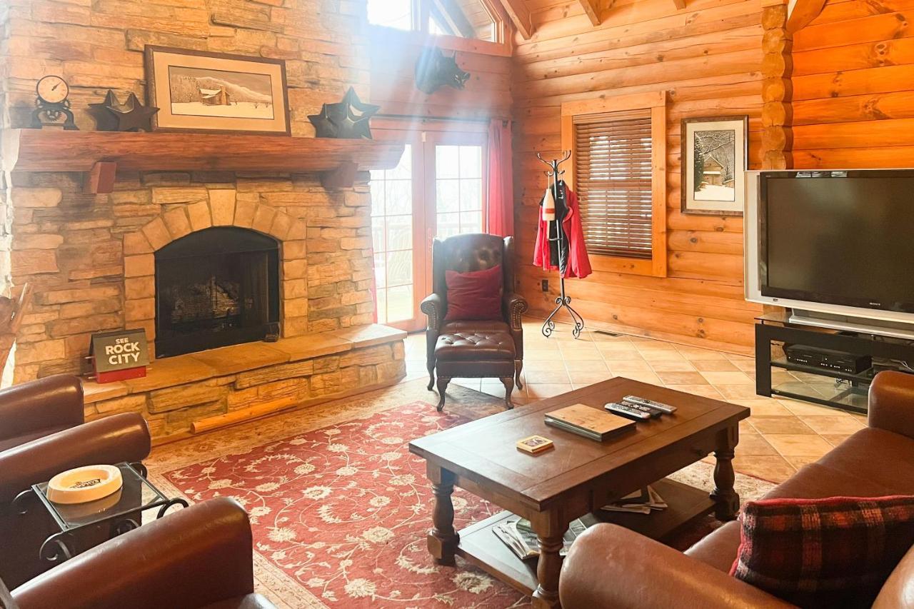 Rustic Elegance in Boone, United States