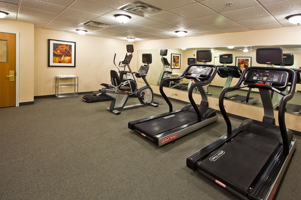 Staybridge Suites Lansing Okemos - photo 25