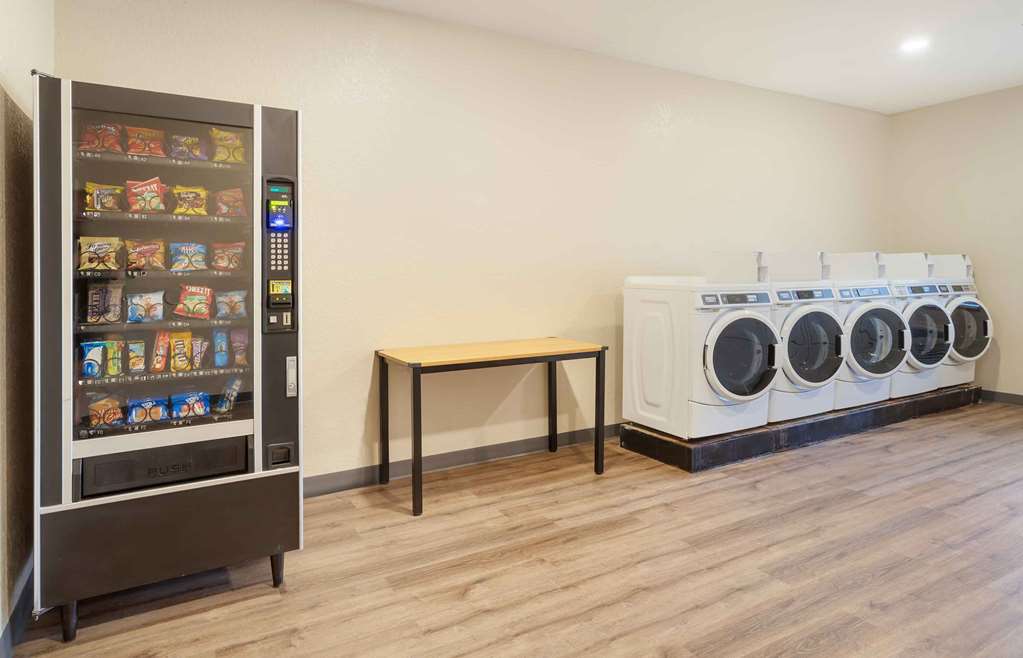 Extended Stay America Suites Baytown - photo 39