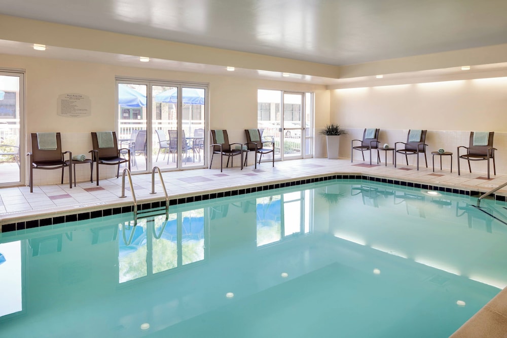 Fairfield Inn & Suites by Marriott Fort Collins Loveland - photo 18