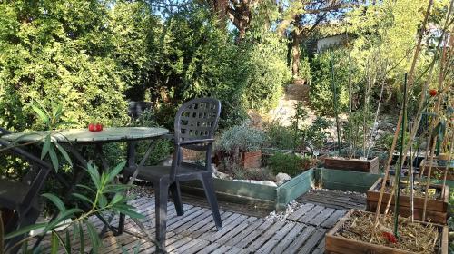 Les Lauriers Roses — hotel in Vallon-Pont-D'arc