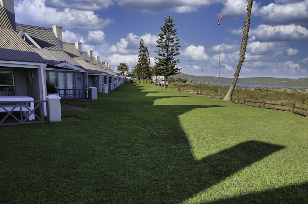 Top Deck Langebaan 6 sleeper - last minute hotel in Unknown City