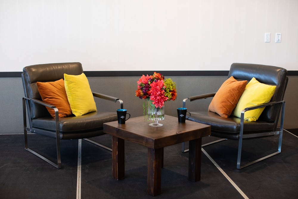 Hotel Indigo Everett Waterfront Place by IHG - photo 49