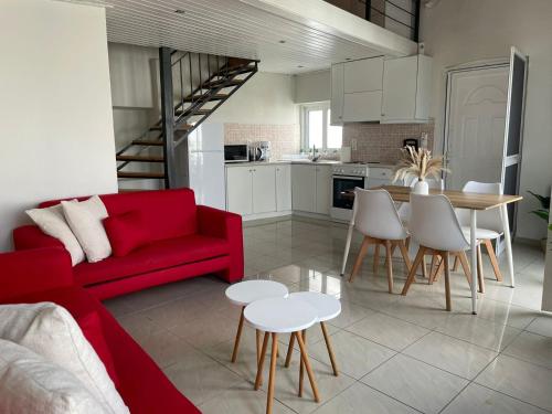Tsachaki Apartment Pigi Rethymno — 4-Star Luxury Hotel in Pigi, Greece