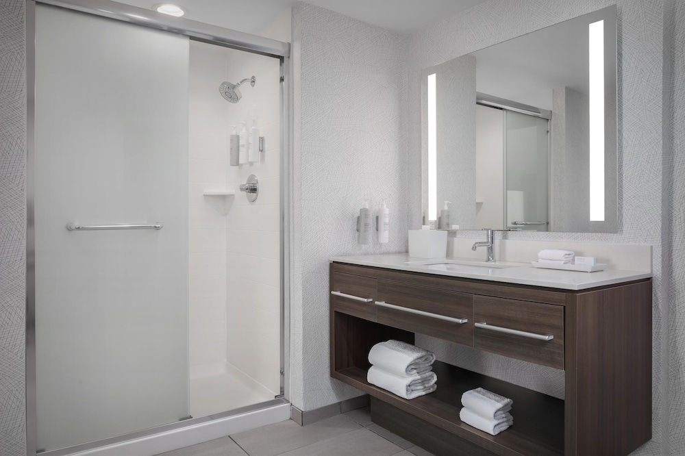 Home2 Suites by Hilton Las Cruces - photo 31
