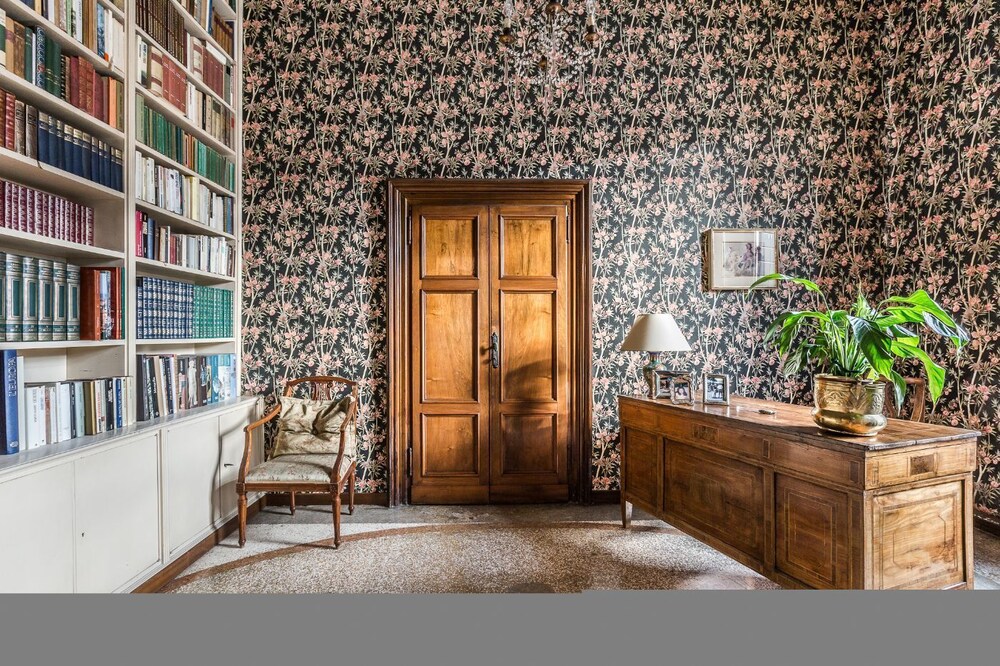 Ca' Affresco 2 — 4-Star Luxury Hotel in Venice, Italy