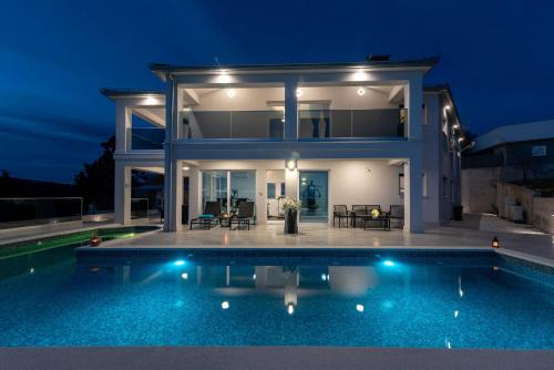 Luxury Villa Harmonia — 4-Star Luxury Hotel in Rogoznica, Croatia