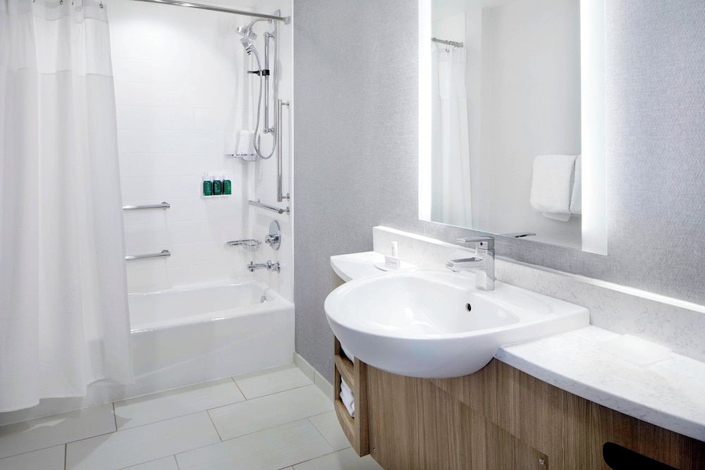 SpringHill Suites by Marriott Columbus Easton Area - photo 18