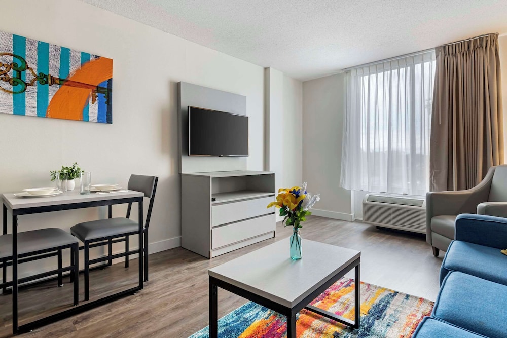 MainStay Suites MSP Airport Mall of America - photo 21