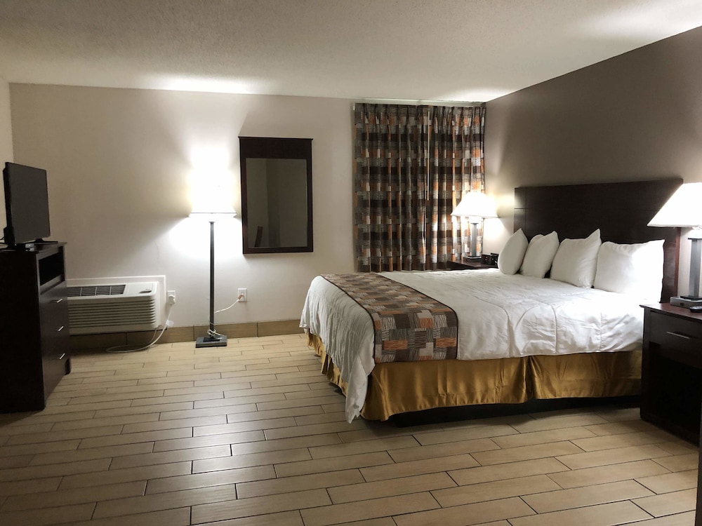 Sun Coast Inn - photo 15