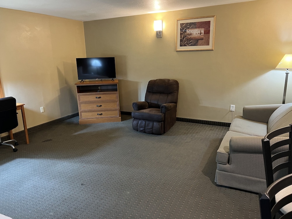Americas Best Value Inn Pharr - photo 18