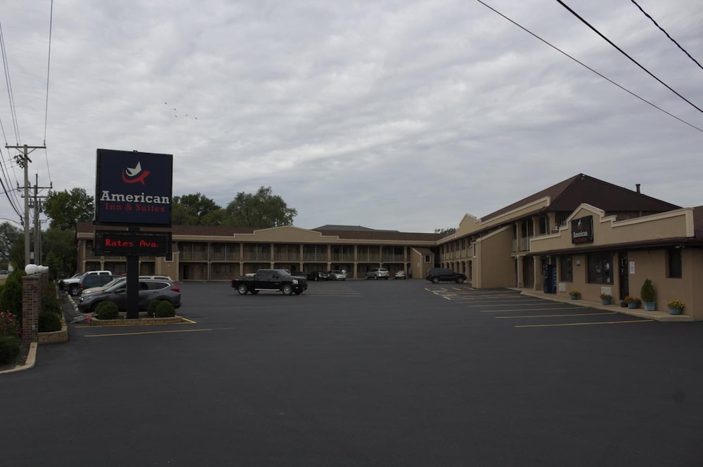 American Inn & Suites - photo 34