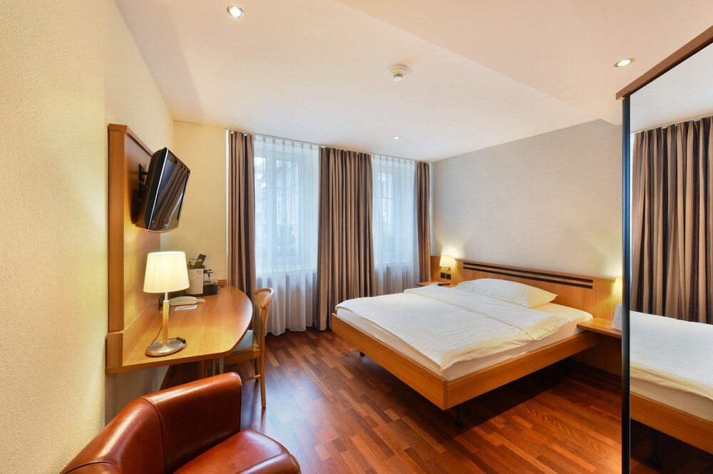 Apart Hotel Amadeo — 4-Star Luxury Hotel in Zofingen, Switzerland