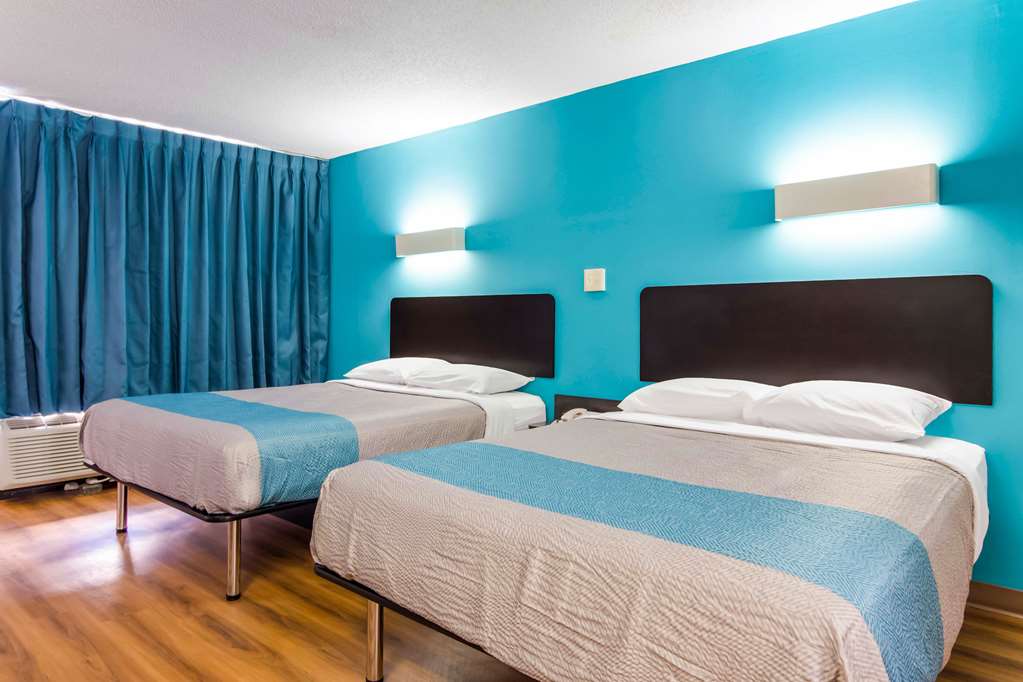Motel 6 Lagrange GA - photo 13
