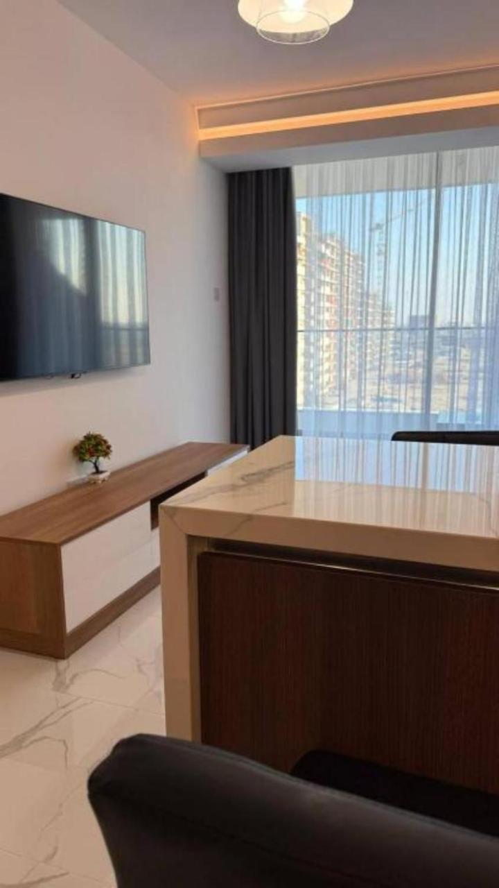 Luxury Apartments with Sea View And Mountain View in Grand Sapphire Resort — hotel in Trikomo