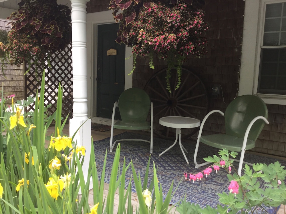 Coach Stop Inn - photo 82