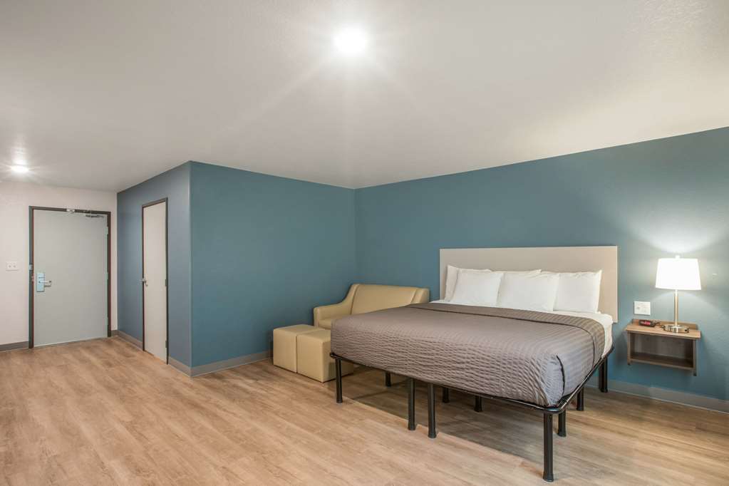 WoodSpring Suites Atlanta McDonough - photo 29