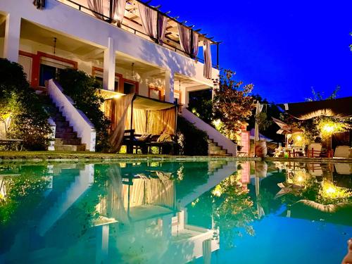 Despoina's Maisonette at Rafaella Resort — hotel in Kokkonion