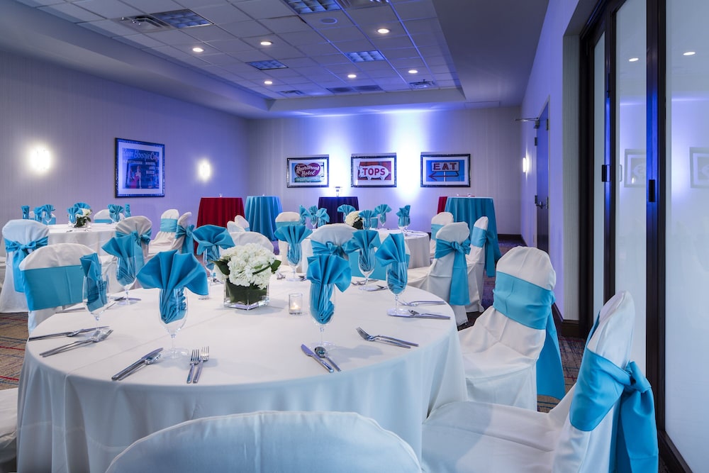 Crowne Plaza Memphis Downtown by IHG - photo 37
