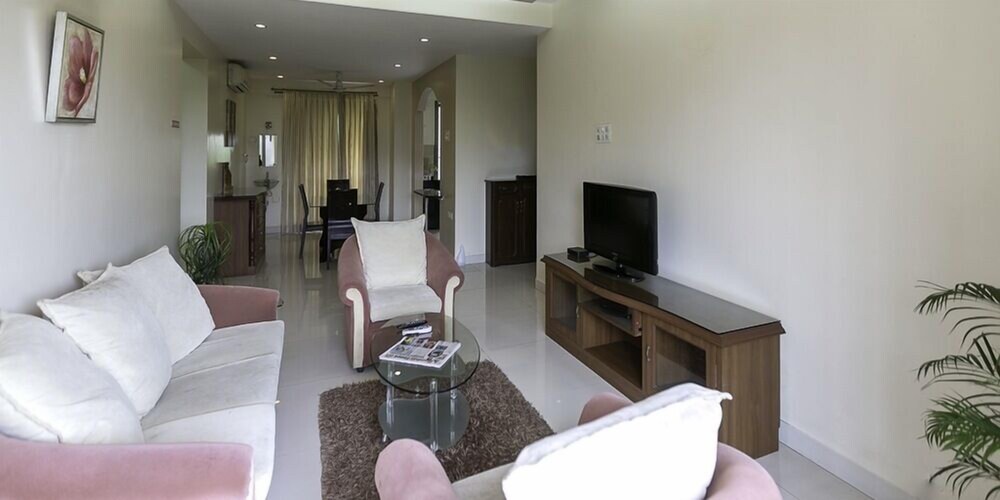 Hummingbird Apartments Saiprasad