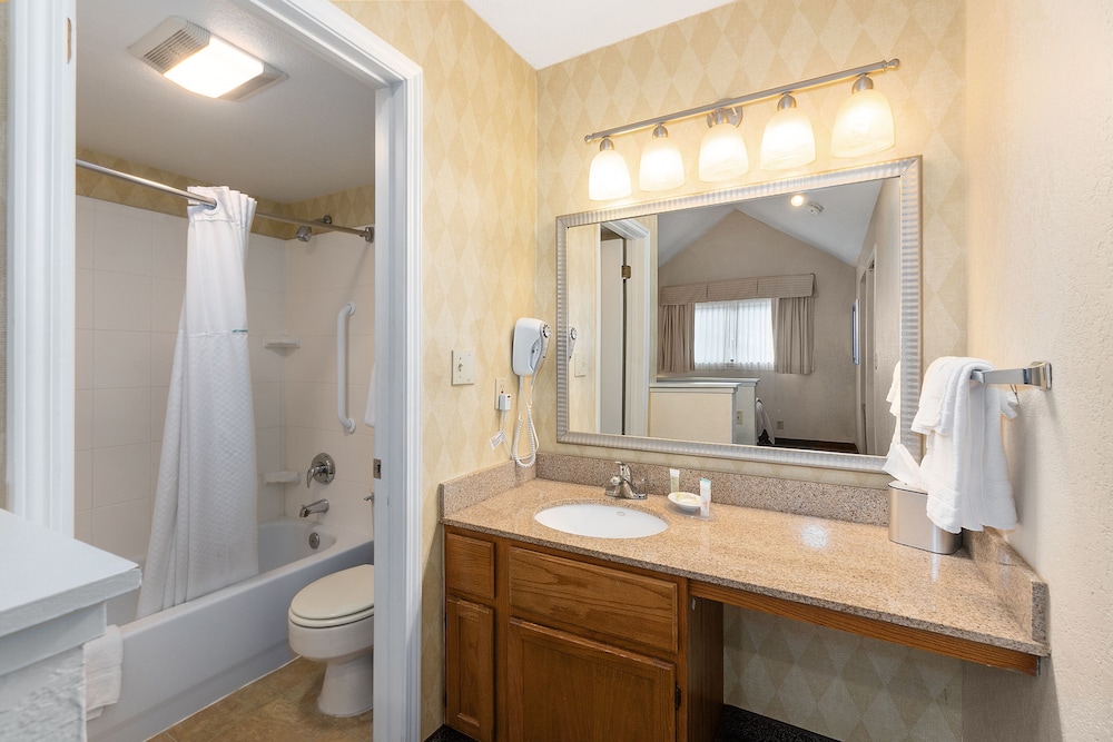 Residences at Daniel Webster - photo 36