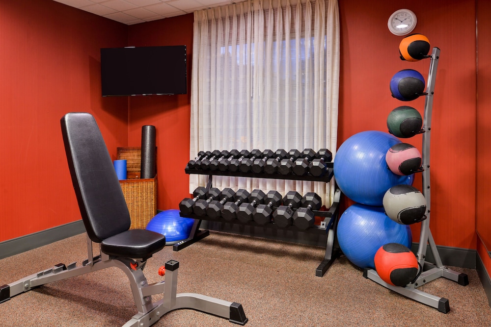 Holiday Inn Express & Suites Ironton by IHG - photo 41