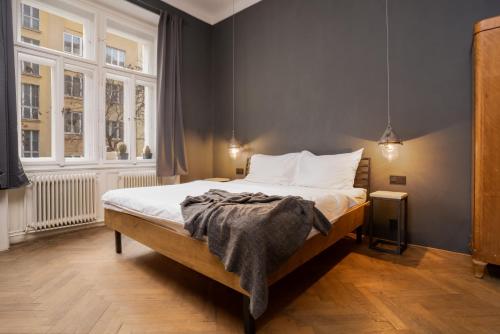 Prague Days Family friendly Apartment with Netflix in quiet Vinohrady — 4-Star Luxury Hotel in Prague, Czech Republic