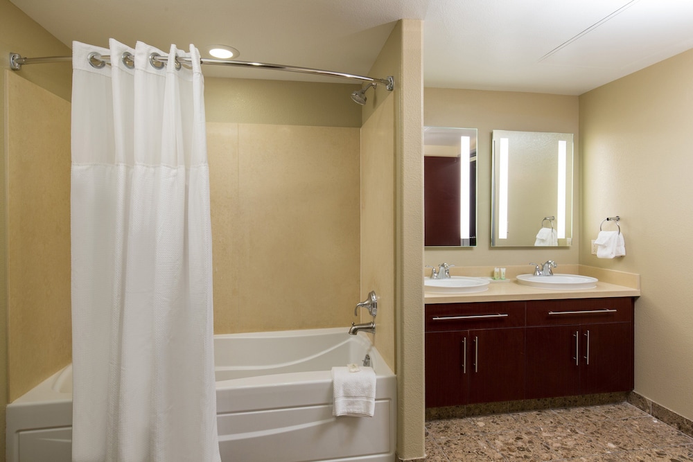 Staybridge Suites: Las Vegas Stadium District by IHG - photo 41