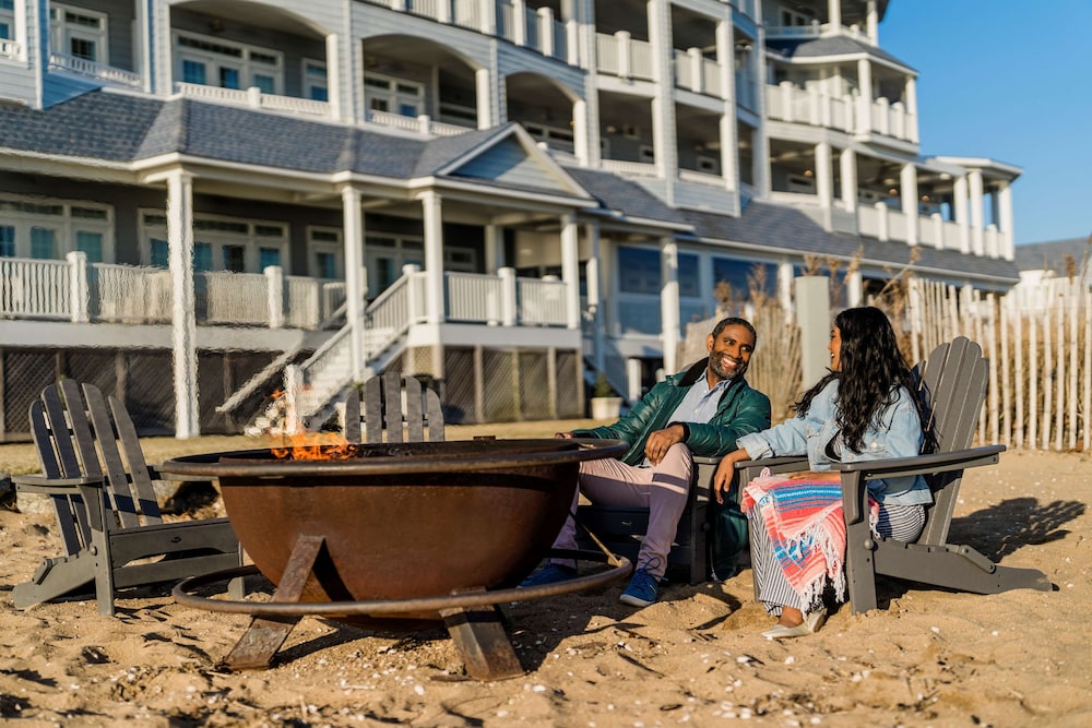 Madison Beach Hotel - photo 99