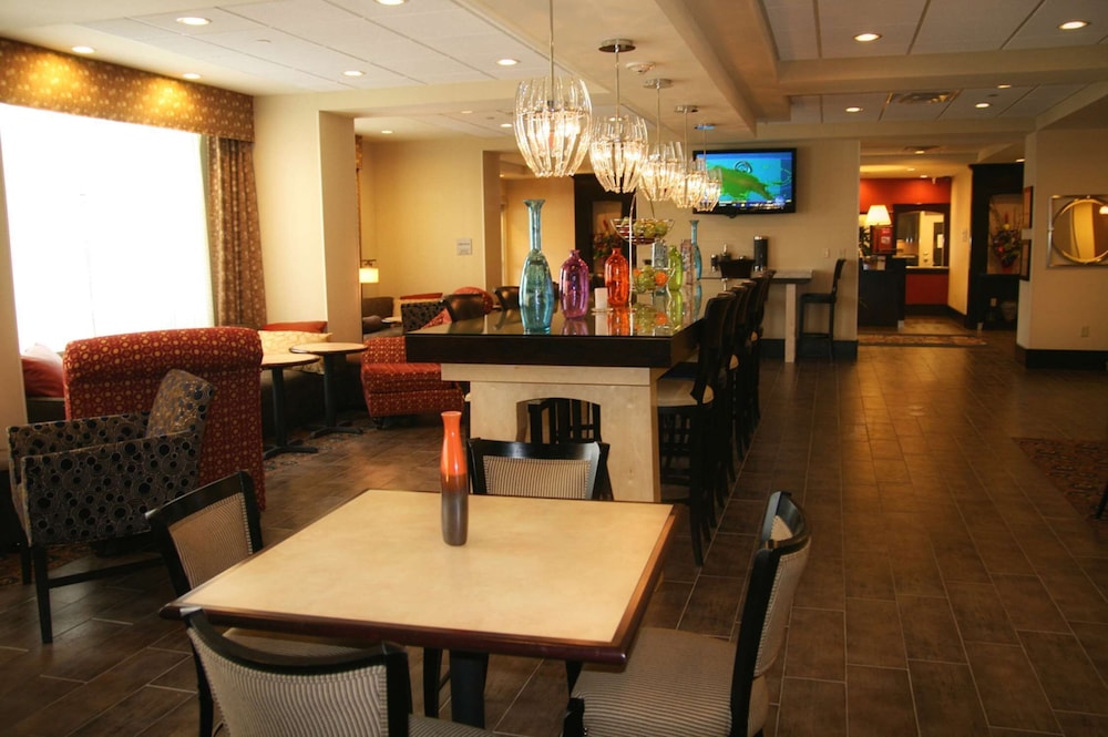 Hampton Inn Orange - photo 17