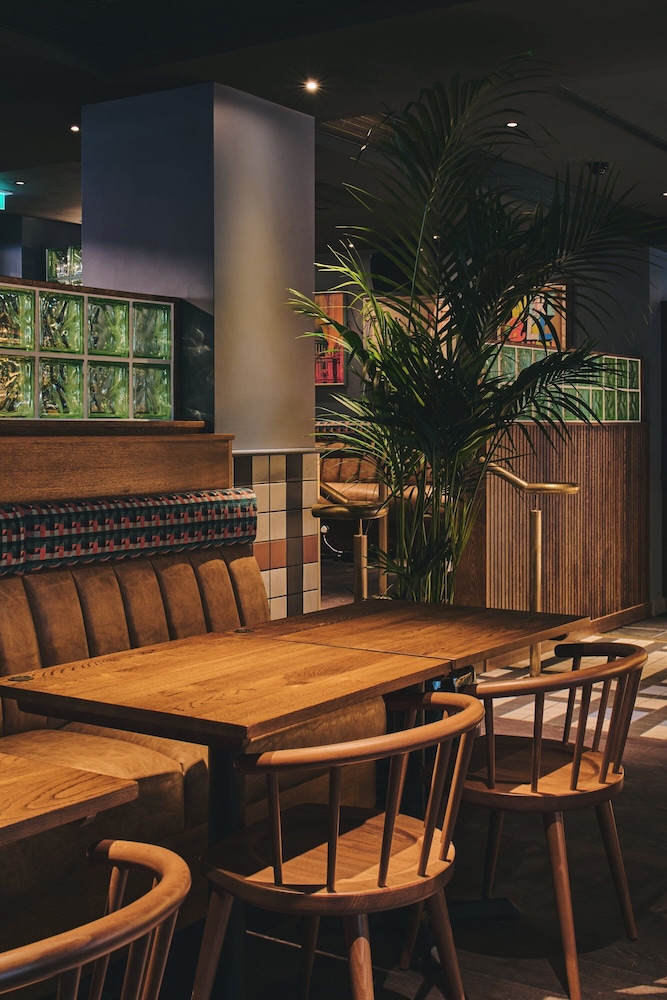 מזון ומשקאות