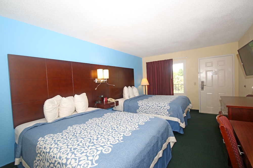 Hamilton Inn Jonesville NC - photo 15