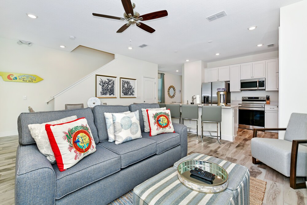 Tropical Vibes in Kissimmee, United States