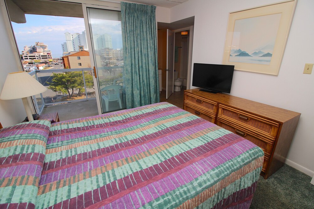 Bay Club Resort - photo 17