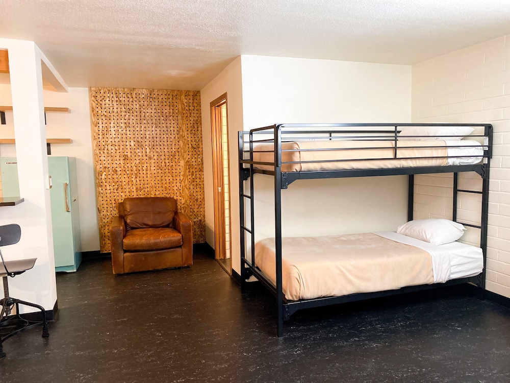 Hotel Corvallis - photo 11