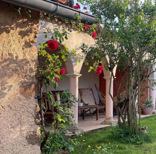 Le Prieure du Vigeant - last minute hotel in Unknown City