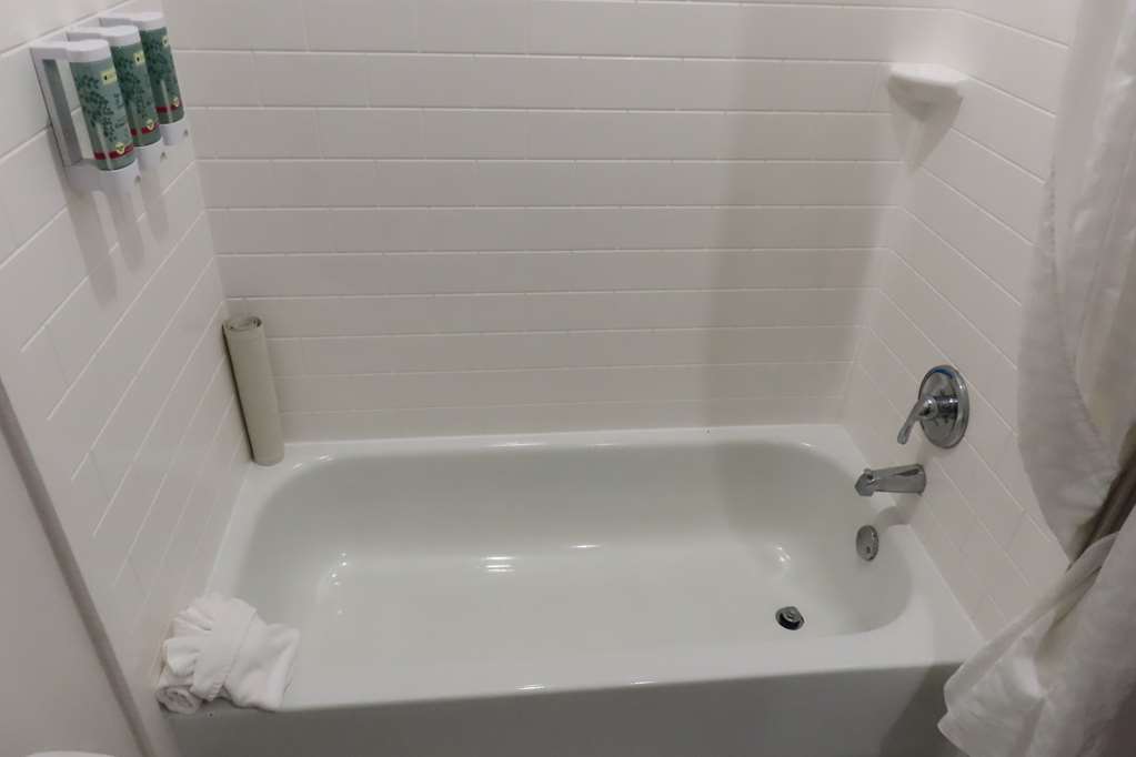 Best Western Heritage Inn Suites - photo 27