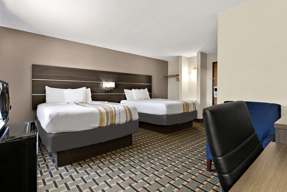 SureStay Plus Hotel by Best Western Tulsa East - photo 7