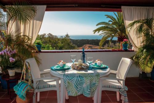 Apt El Perenquen — 4-Star Luxury Hotel in Santa Cruz De Tenerife, Spain