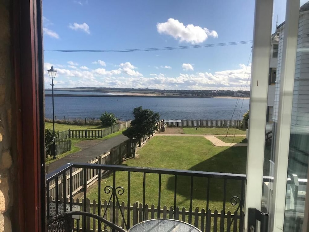 The View 14654321 — Tynemouth
