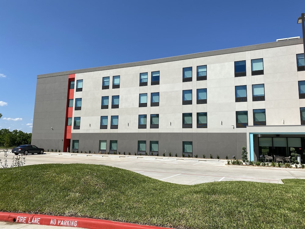 avid hotels Beaumont by IHG - photo 51