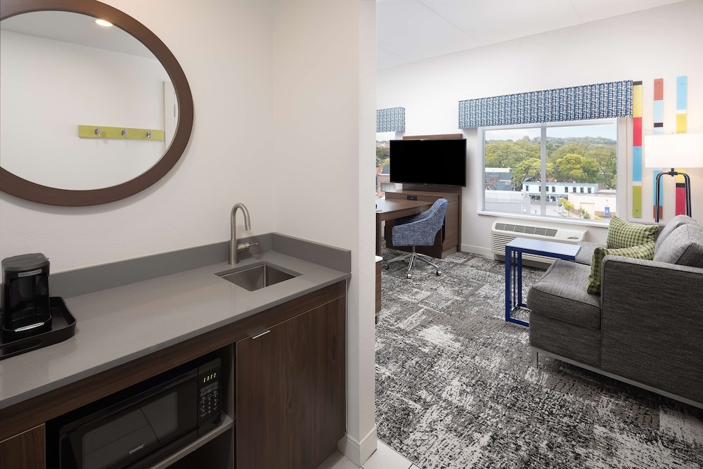 Hampton Inn & Suites by Hilton Rochester Downtown - photo 15