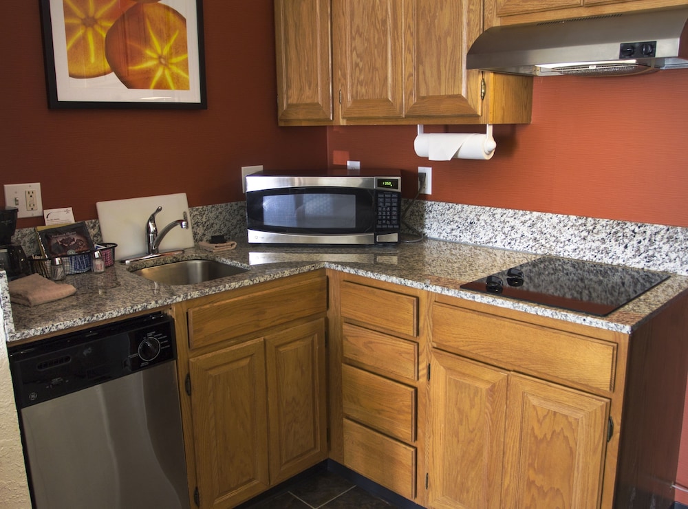 Residence Inn Marriott Danbury - photo 9