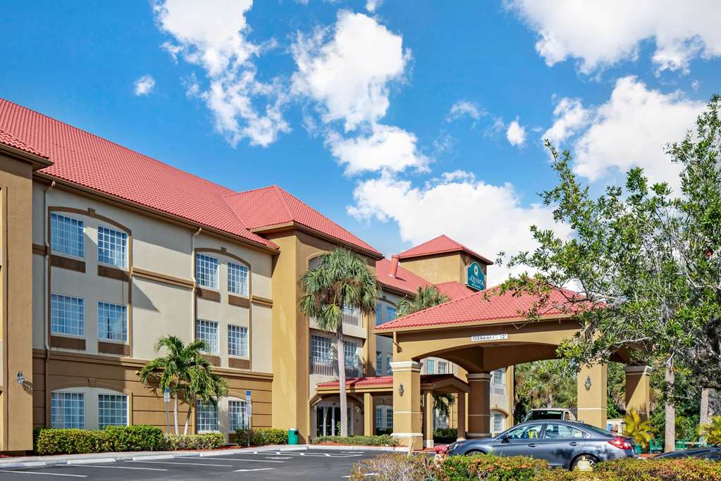La Quinta Inn and Suites Fort Myers I 75 - photo 5