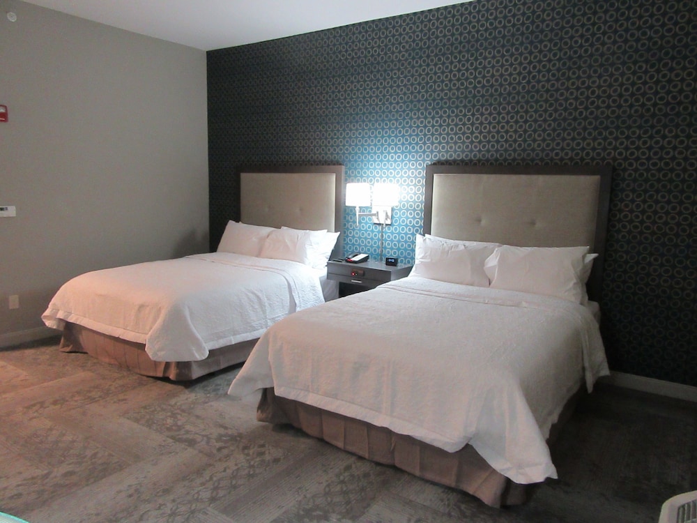 Hampton Inn & Suites Knightdale Raleigh - photo 11