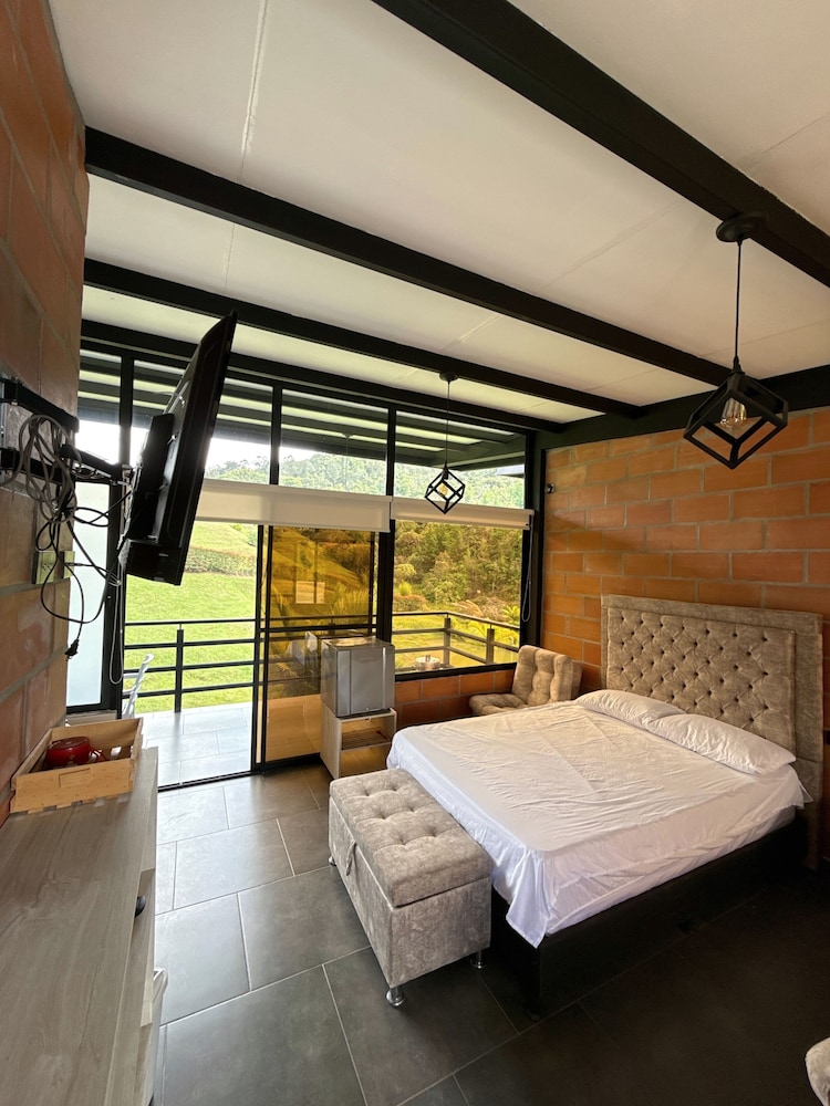 Suites Del Lago — Marinilla